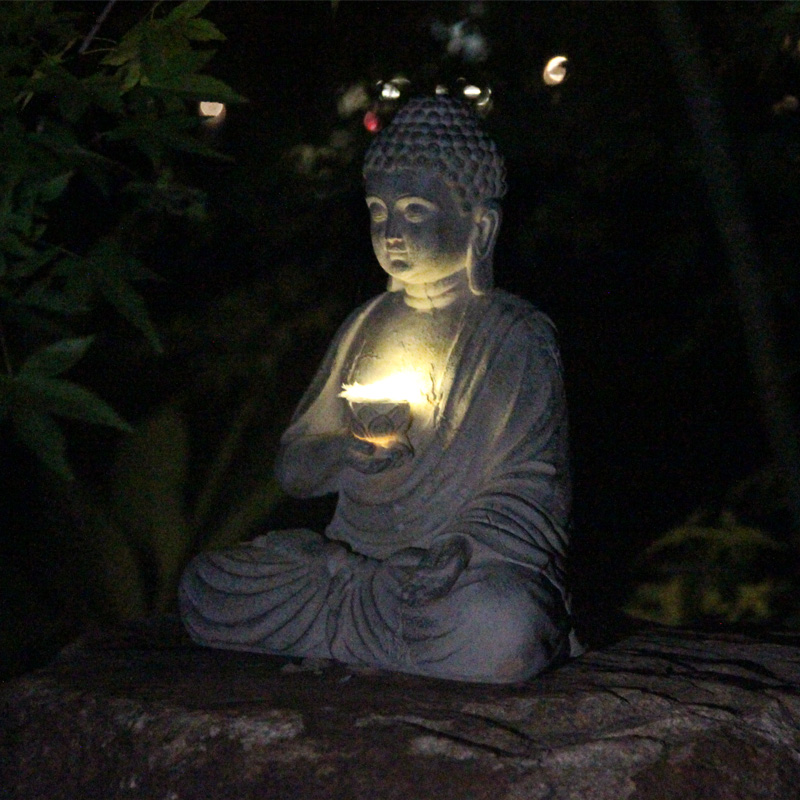 Żywica słoneczna statua buddy  – Outdoor Lighting Traditional recenzja i cena
